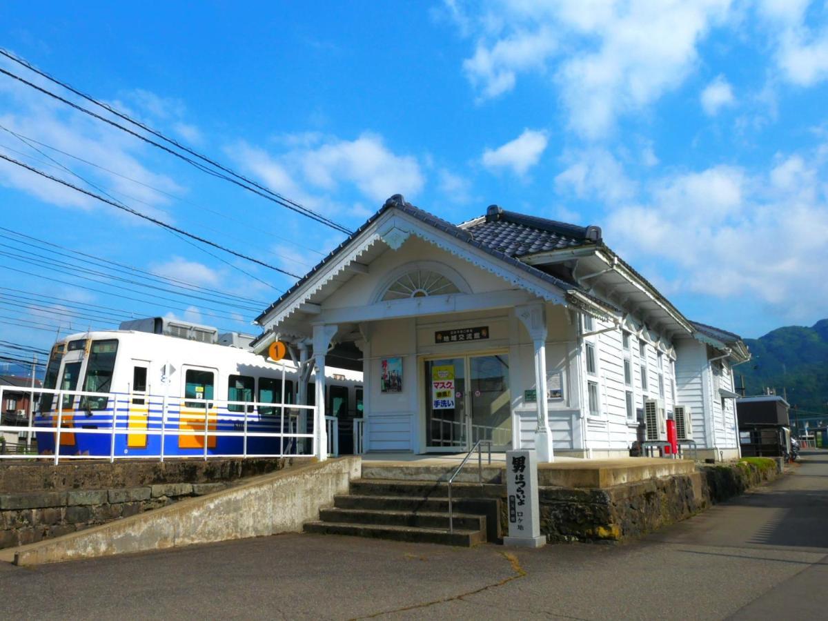 駅前宿舎 禪 Shared House Zen Eiheiji ภายนอก รูปภาพ